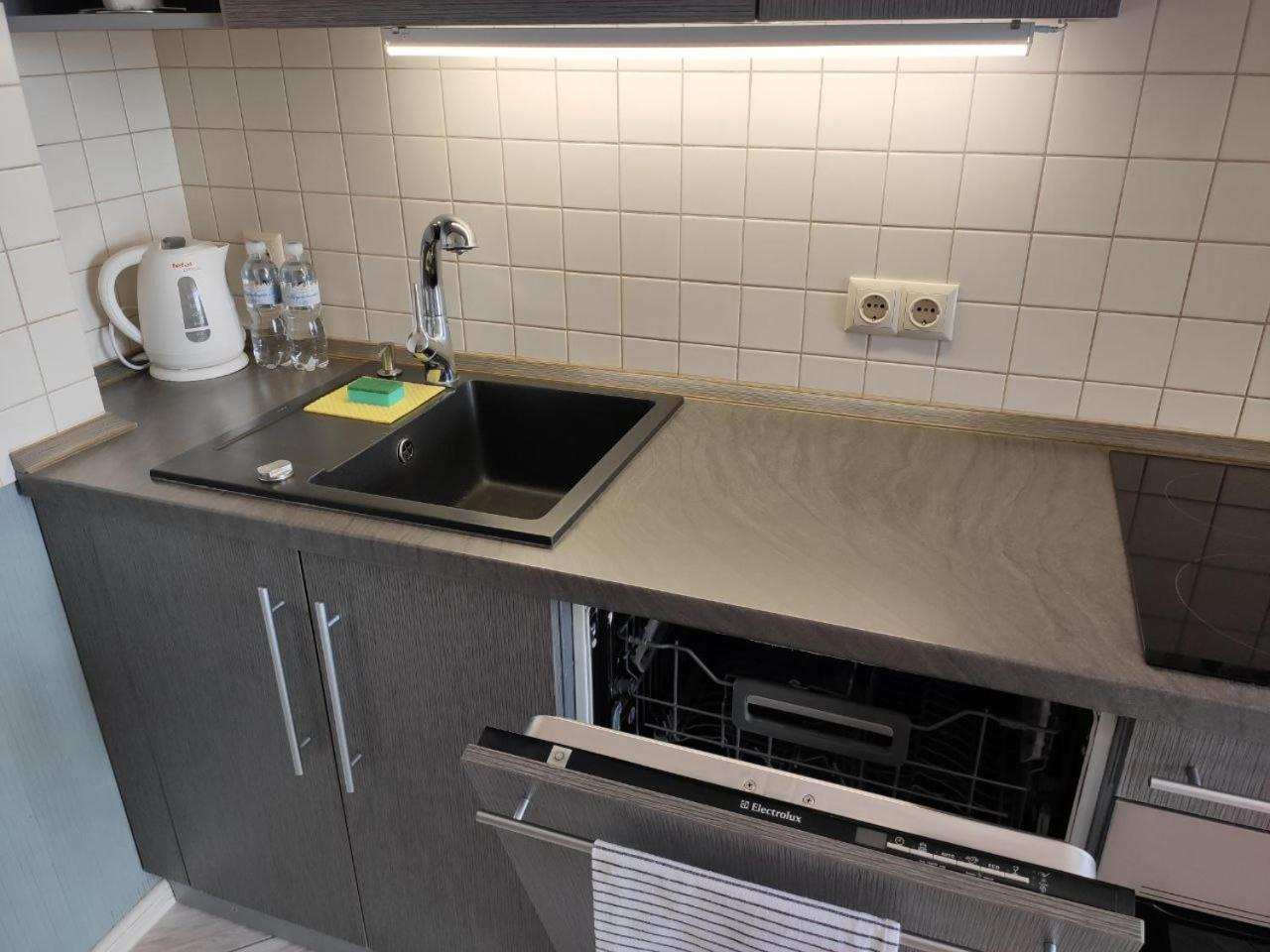 Lux Apart Lviv Apartments Εξωτερικό φωτογραφία