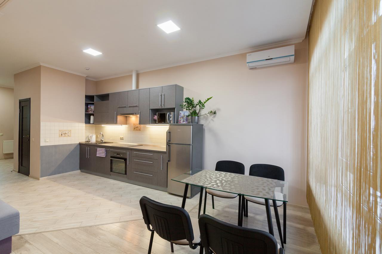 Lux Apart Lviv Apartments Εξωτερικό φωτογραφία
